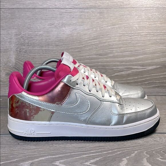 Nike Air Force 1 Low Premium QS Metallic Fireberry  Silver Women’s Sz 10 Sneaker - Picture 1 of 12
